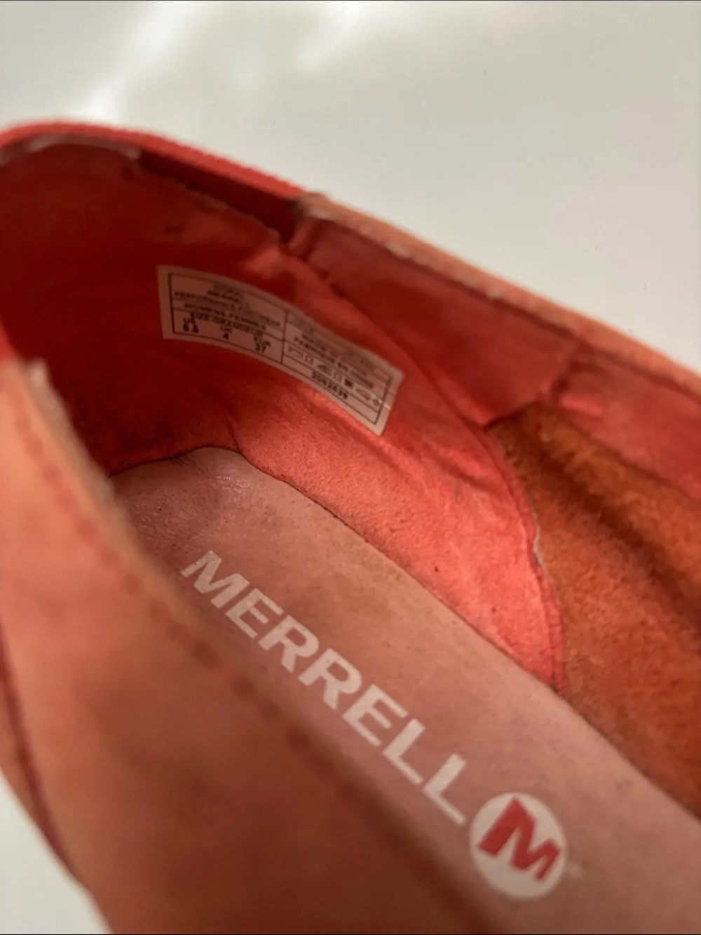 MERREL PEACH SUEDE FLATS